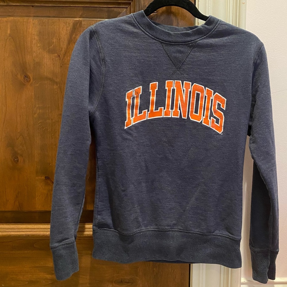 University of Illinois Crewneck Distressed